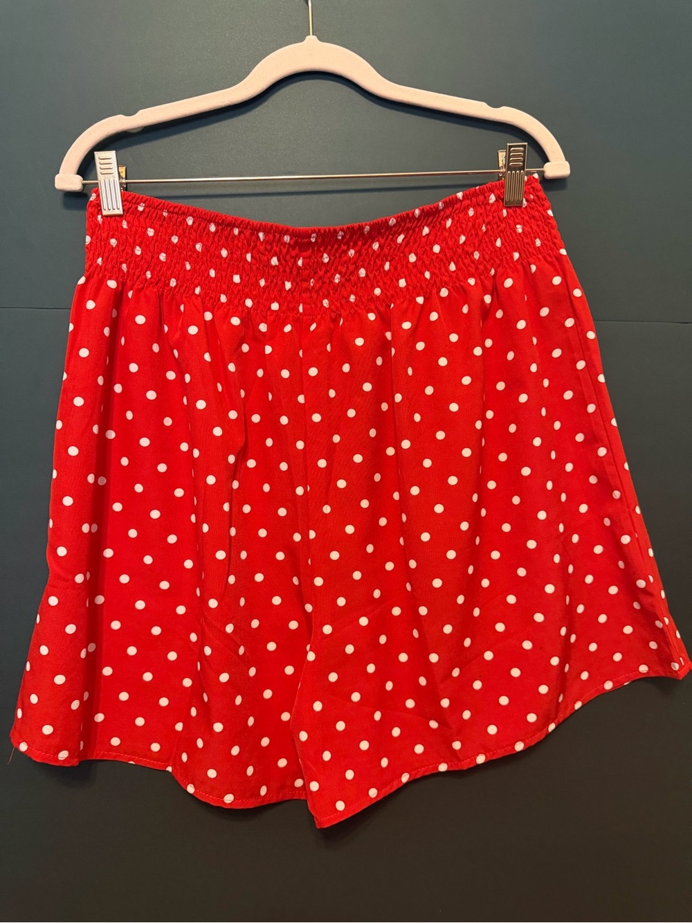 SHEIN Red Polka Dot Smocked Waist Shorts